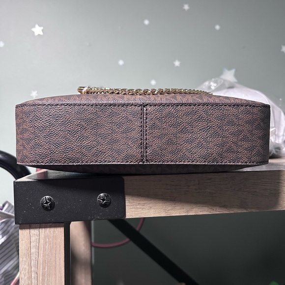 Michael Kors Jet Set with Zip Chain Crossbody - Picture 3 of 14